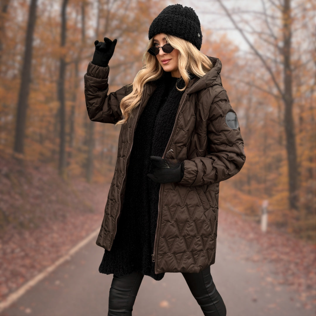 Paula | Pikowana kurtka z wysokim kołnierzem