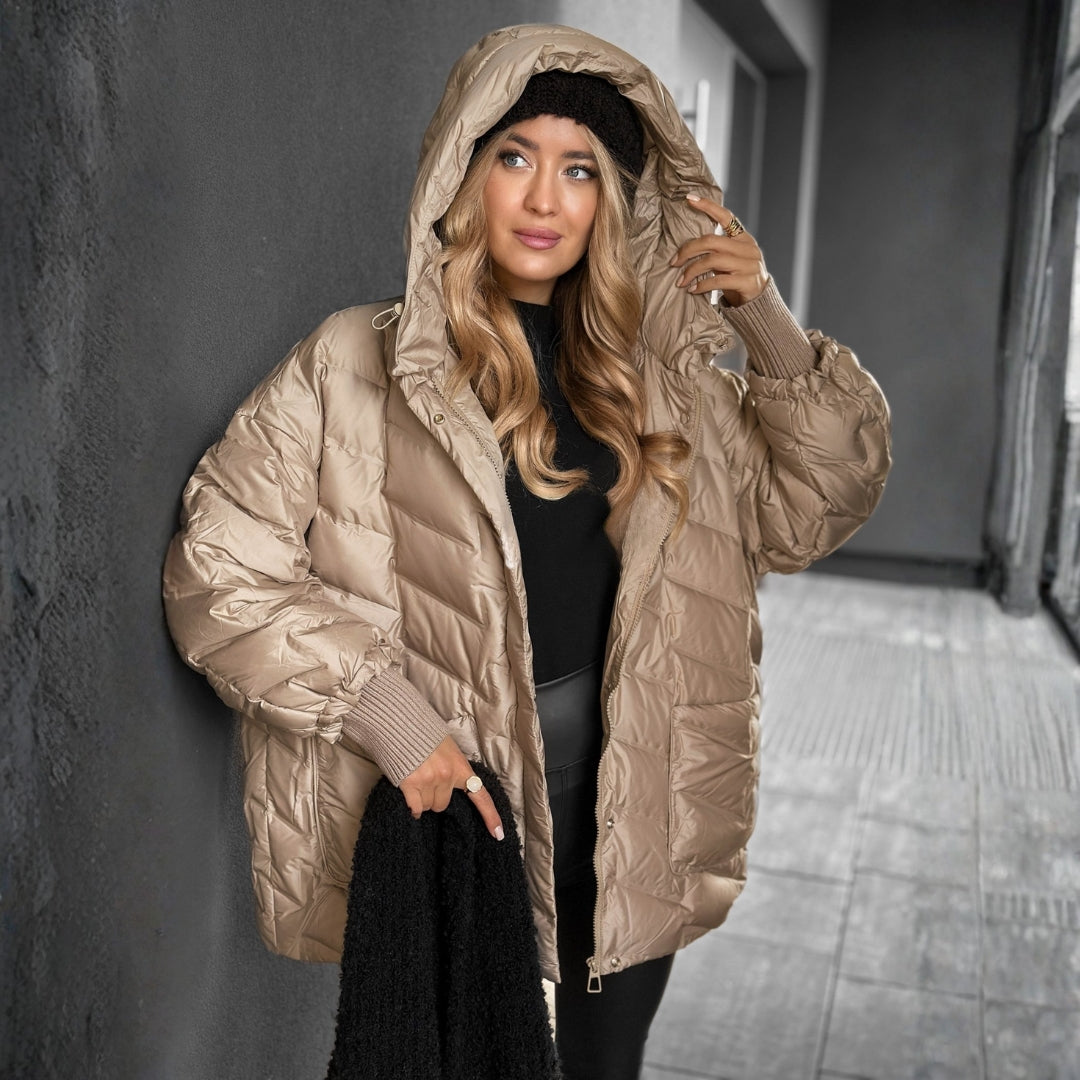 Markéta – pikowana kurtka z kapturem na zimową elegancję