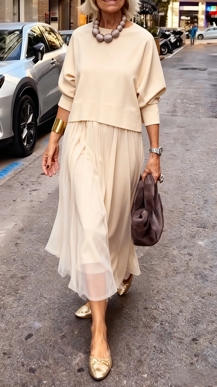 アナ | エレガントスーツ